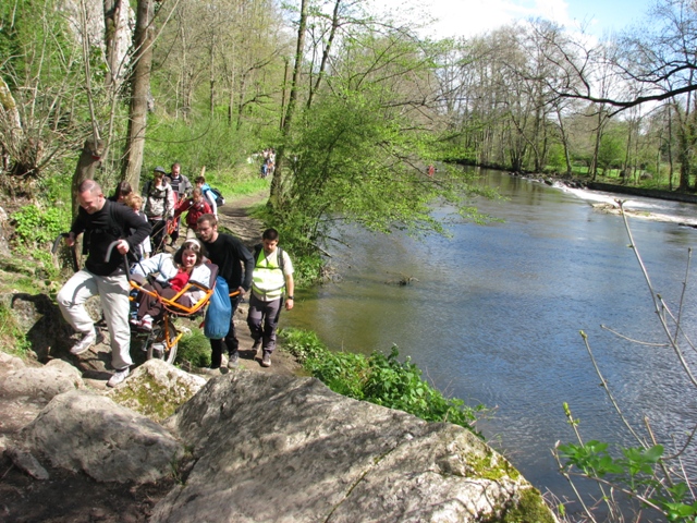 randonnée sportive avec joëlettes, Hotton, 2012